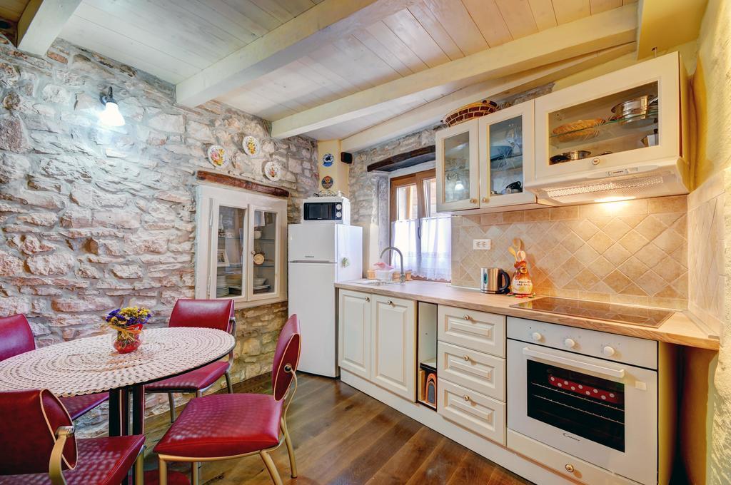 Apartment Etta Fažana Стая снимка